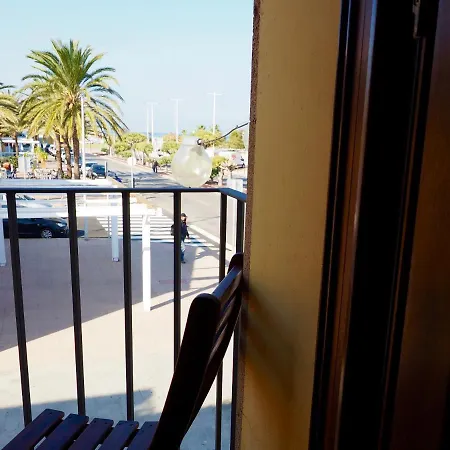 La Sirena - Both And Of Hébergement de vacances